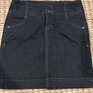 Converse‎ denim skirt